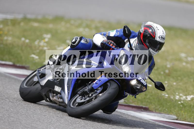 /10 20.04.2026  Pluess Moto Sport ADR/Einsteiger/790